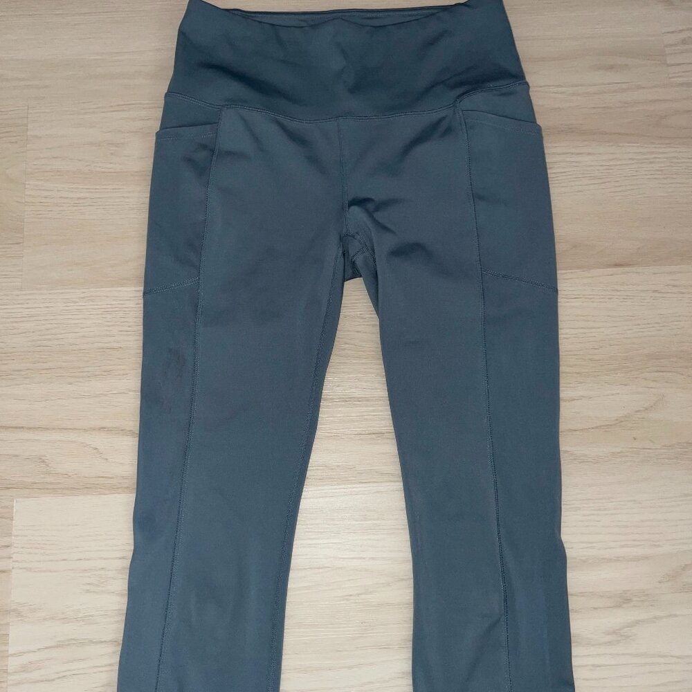 Blue leggings